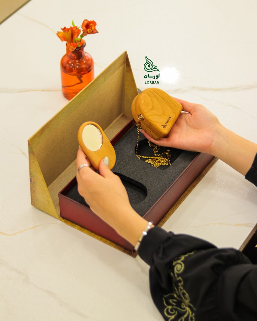 کادو برای خانه دوست