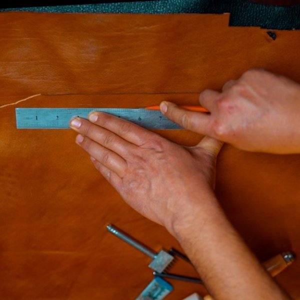 کیف چرم مجلسی غزال عسلی