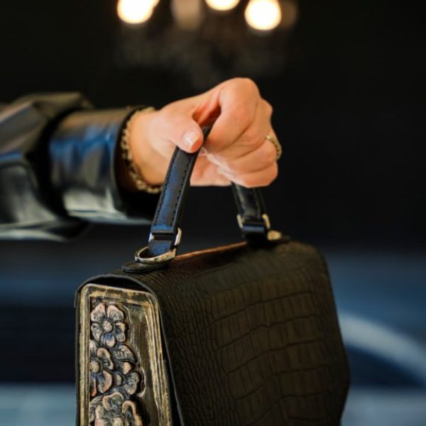 کیف چرم شکوفه مشکی