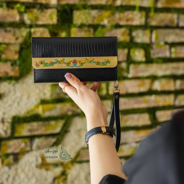 کیف پول نیلوفرانه
