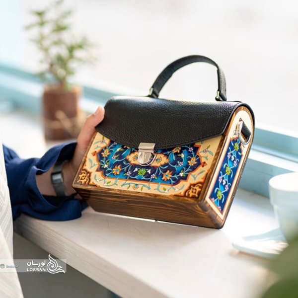 کیف چرم دوشی نورا مشکی